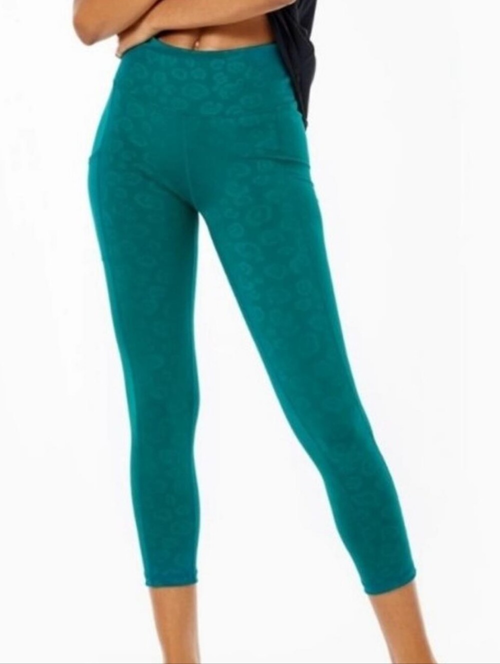 LILLY PULITZER Luxletic WEEKENDER HIGH RISE Midi Leggings Spruce Green Embossed